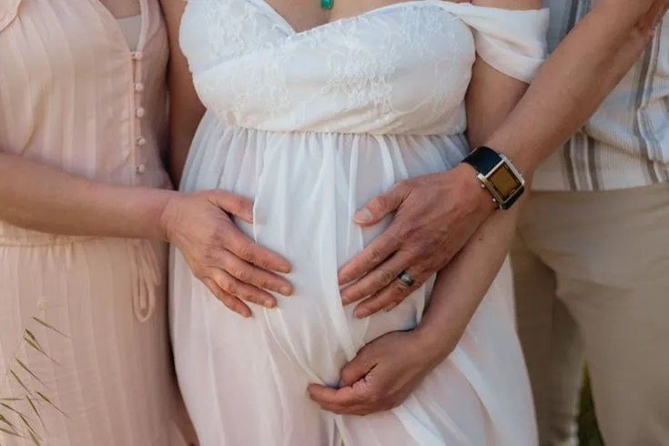 Sesión de fotos de maternidad por gestación subrogada Sesión de fotos de maternidad por gestación subrogada